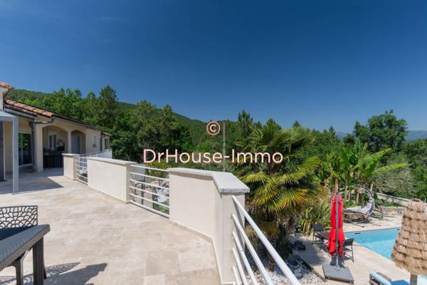 Maison à vendre 10 pièces de 266 m²