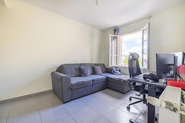 Corbeil-Essonnes ? Maison familiale récente de 130 m² avec jardin, terrasse