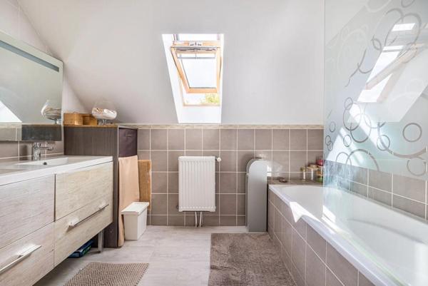 Corbeil-Essonnes ? Maison familiale récente de 130 m² avec jardin, terrasse