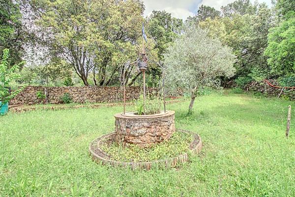 A VENDRE EN EXCLUSIVITÉ - Maison familiale 5 chambres avec piscine sur grand terrain aux Arcs-sur-Argens