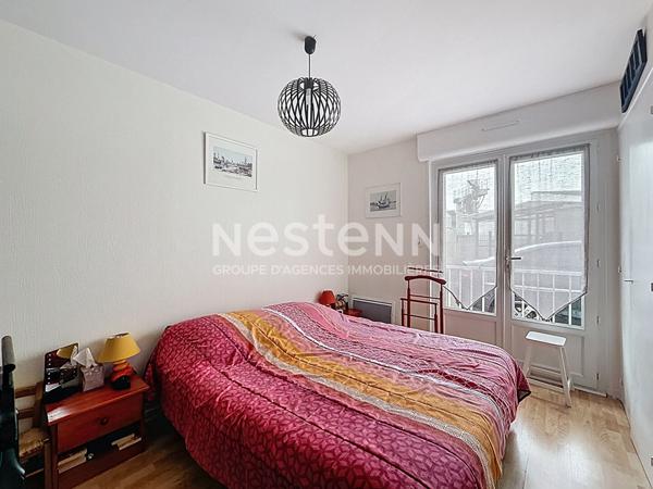 Appartement 2 pièces à vendre à La Rochelle - Bon état, proche commodités, moins d'un kilomètre de la mer.