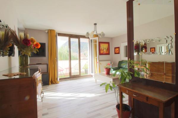 Superbe Appart T4 de 70m2, balcon, cave et garage