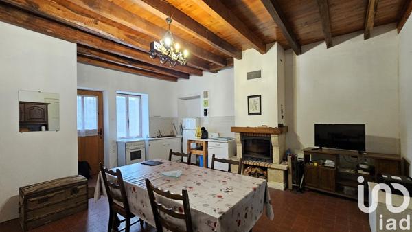 Maison 3 pièces de 89 m² à Chissey-en-Morvan (71540)