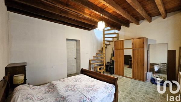 Maison 3 pièces de 89 m² à Chissey-en-Morvan (71540)