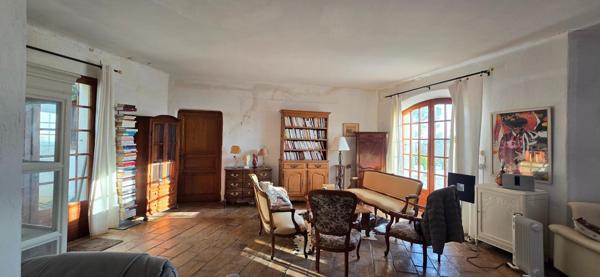 Maison de 247m² sur 5000m² constructible