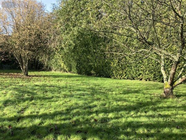 Terrain à Batir à vendre à Saint-Berthevin en Mayenne (53940), ref : 53007-2130