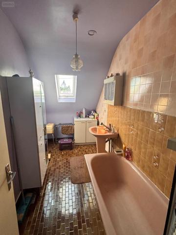 Maison à vendre à Yvré-l'Évêque dans la Sarthe (72530), ref : LMY/BE