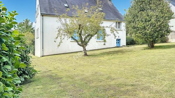 Maison a vendre a Briec : 5 chambres et un sous-sol pour les reveurs !