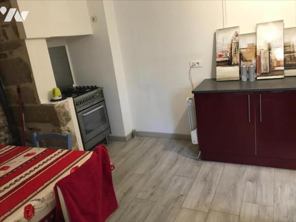 APPARTEMENT T2 + BOUTIQUE, PORT-LOUIS