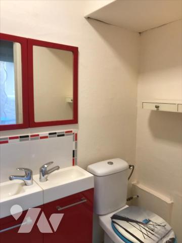 APPARTEMENT T2 + BOUTIQUE, PORT-LOUIS