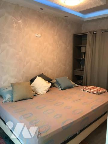 APPARTEMENT T2 + BOUTIQUE, PORT-LOUIS