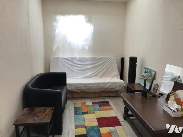 APPARTEMENT T2 + BOUTIQUE, PORT-LOUIS