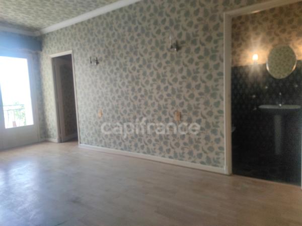 🏡 À VENDRE – Grande Maison à Rénover avec Double Garage et Terrain – Aux Portes de Nissan-lez-Enserune 34440