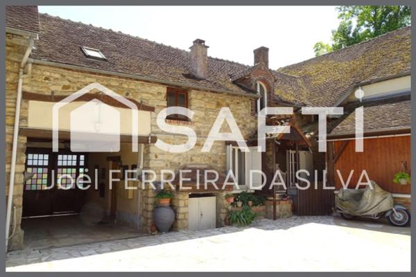 ENSEMBLE IMMOBILIER COMPOSER DE 8 LOGEMENTS