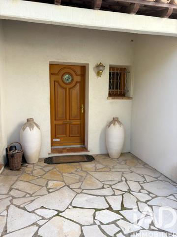 Maison à vendre 5 pièces 180 m² Fréjus