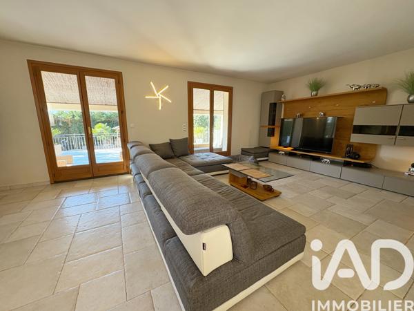 Maison à vendre 5 pièces 180 m² Fréjus