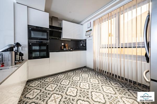 Appartement à vendre 3 pièces DOLE (39) Hyper Centre Ville, superbement rénové