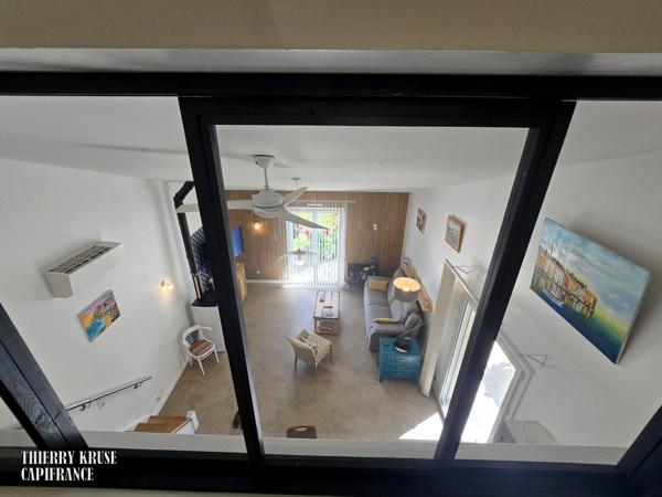 Montech, 141 m², trois chambres dont deux suites parentales, climatisation, poêle à bois,véranda, garage, jardin clos et arboré,, au calme, proche de toutes commodités.