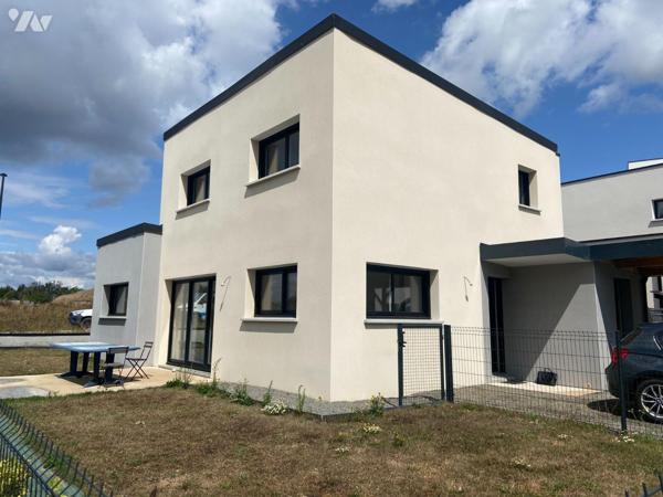 Seulement à l'étude de Vern-sur-Seiche - Rennes Métropole. 

Venez découvrir cette maison neu...