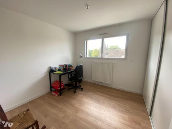 Seulement à l'étude de Vern-sur-Seiche - Rennes Métropole. 

Venez découvrir cette maison neu...