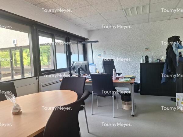 BUREAUX A LOUER OU A VENDRE - MERIADECK