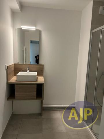Location appartement Vezin Le Coquet : 779 € - AJP Immobilier Pacé