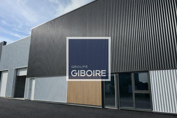 Local d'activites 298 m² à louer LA MEZIERE (réf : 35.6424)