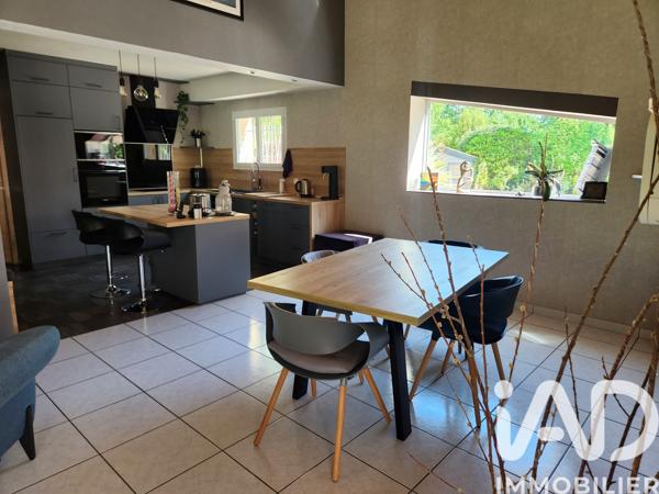 Maison à vendre 6 pièces 178 m² Cestas