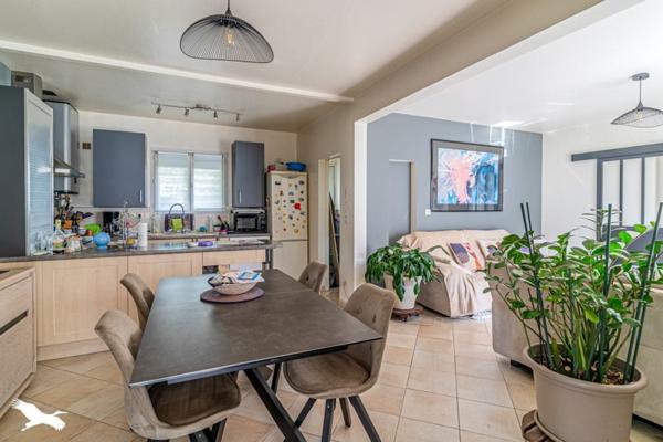 Maison à vendre 846 000 € Pessac 7 p 218 m² DPE D