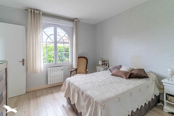 Maison à vendre 846 000 € Pessac 7 p 218 m² DPE D