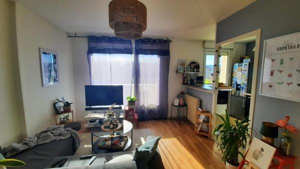 Appartement T2 à louer - 45 m² (réf : 547731)
