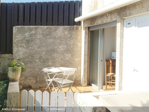 CAP D'AGDE - À 100 m de la plage, Capifrance vous propose bien plus qu’un appartement : un privilège.