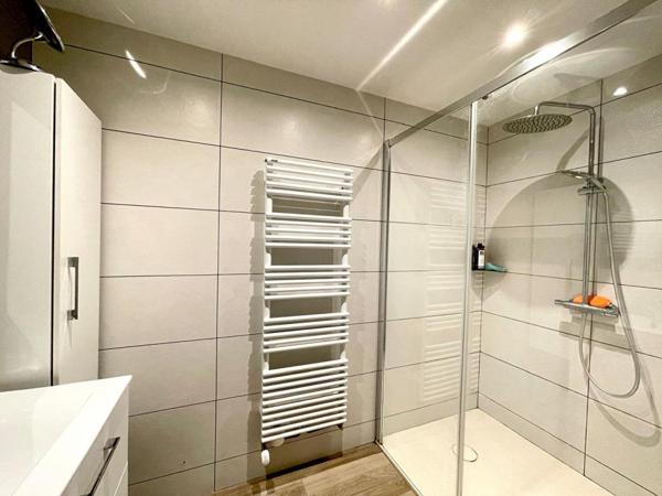 Maison Bulgneville 6 pièce(s) 222 m2