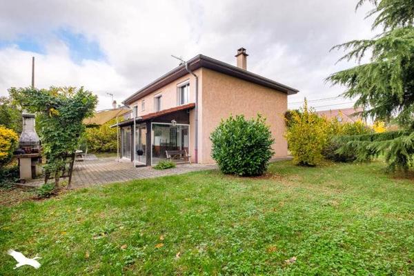 Maison 457 600 € Chassieu 5 p 165 m² DPE E