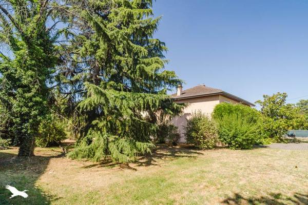 Maison 457 600 € Chassieu 5 p 165 m² DPE E
