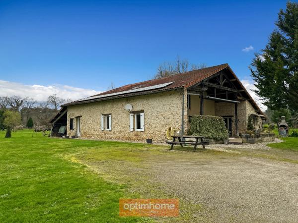Authentique Landaise en pierres et colombages sur 17 000 M2 de terrain arboré.