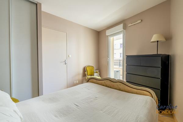 A vendre Nantes St Donatien T2 balcons parking ascenseur