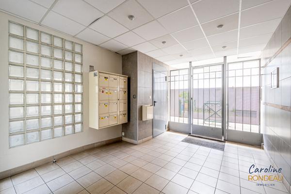 A vendre Nantes St Donatien T2 balcons parking ascenseur