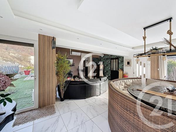 Maison à vendre  6 pièces - 169 m2 BELBEUF - 76