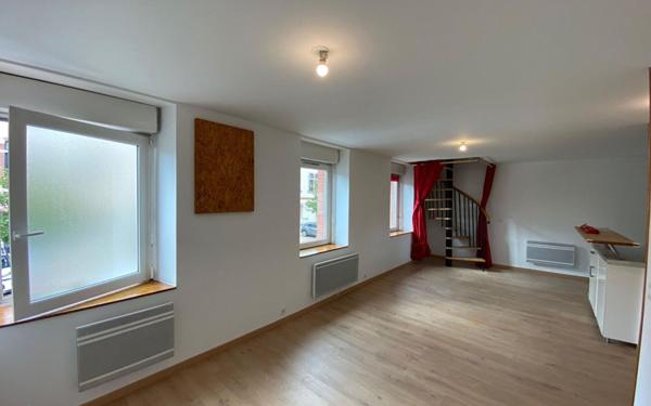 Appartement à louer    3 pièces •  Saint-Amans-Soult