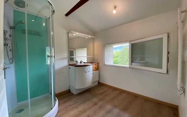 Appartement à louer    3 pièces •  Saint-Amans-Soult