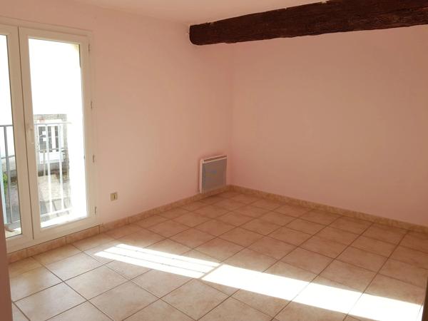 Location                                                      Maison
                        
                     4 pièces                      110 m2                     à Mèze