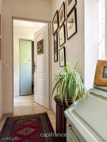 Élégante maison à vendre 5 pièces rénovée entre Beaulieu-sur-Dordogne et les gorges de la Cère