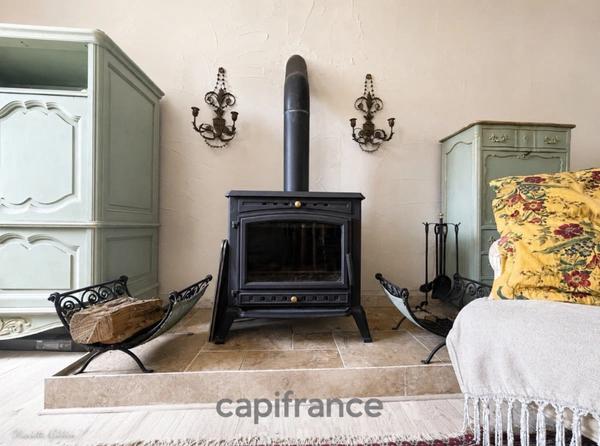 Élégante maison à vendre 5 pièces rénovée entre Beaulieu-sur-Dordogne et les gorges de la Cère