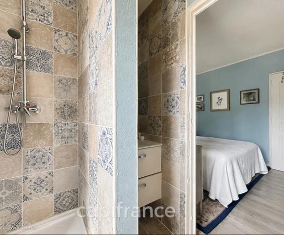 Élégante maison à vendre 5 pièces rénovée entre Beaulieu-sur-Dordogne et les gorges de la Cère