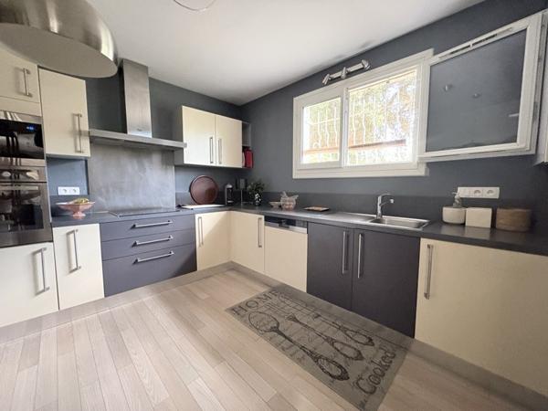 Maison à vendre 605 000 € Saint-Gély-du-Fesc 5 p 157 m² DPE C