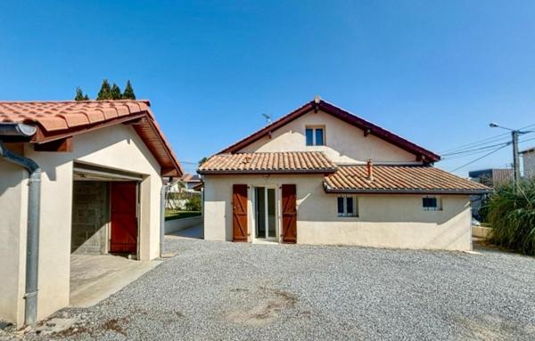 Maison de plain pied avec combles semi aménagés