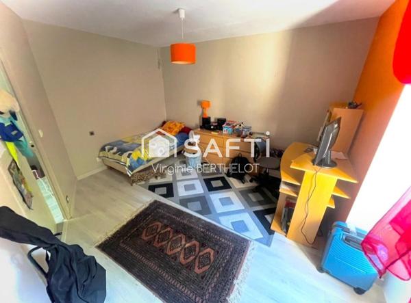 MAISON EN PIERRE/3CHAMBRES/CAVE/GARAGE A BECELEUF!