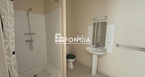 Location Studio 28 m² - Donzère 26290