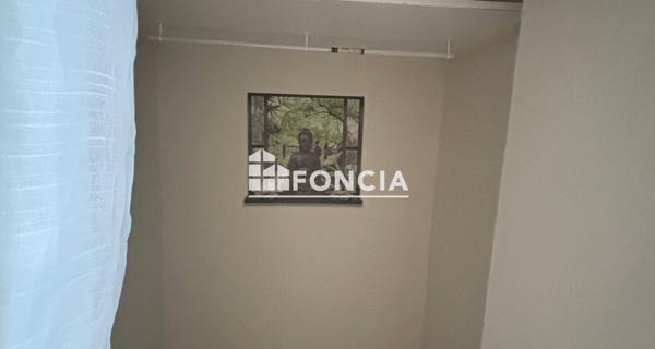 Location Studio 28 m² - Donzère 26290